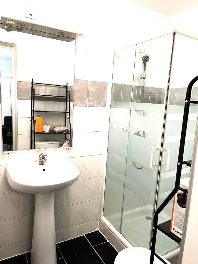 Studios Au Quartier Pavillonnaire Rue D Ambert Ορλεάνη Εξωτερικό φωτογραφία