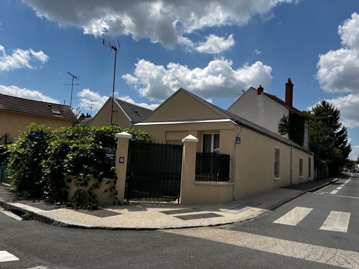 Studios Au Quartier Pavillonnaire Rue D Ambert Ορλεάνη Εξωτερικό φωτογραφία